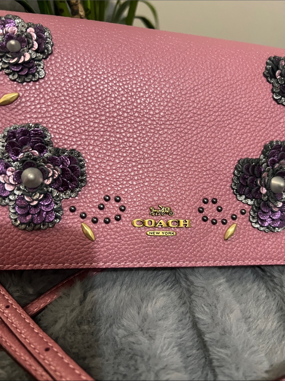 COACH Hayden Foldover Pink Crossbody Clutch NWOT retail $225 - Picture 3 of 8